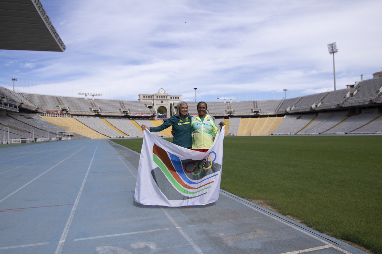 Derartu Tulu-Elana Mayer-MusueOlimpicBCN_40